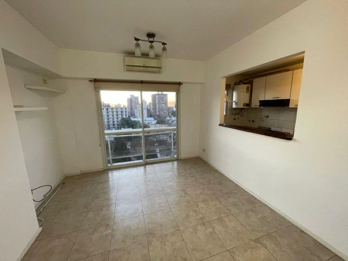 Departamento 2 ambientes. | Sargento Cabral al 800 2