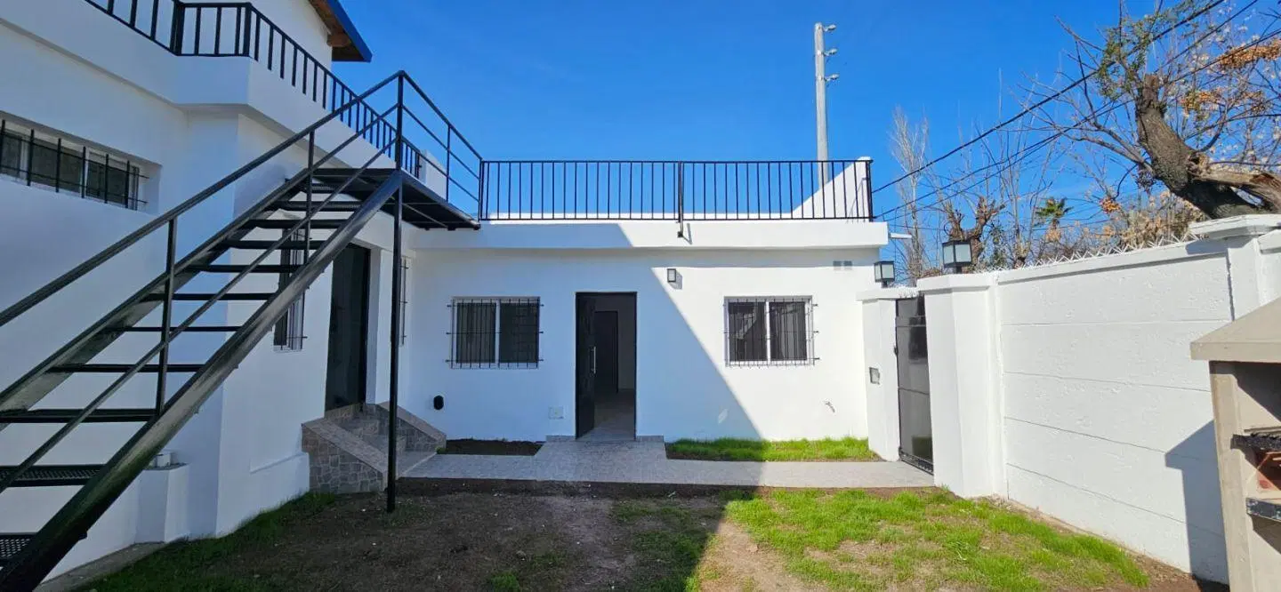Casa 4 ambientes. | Entre Rios al 1400 8