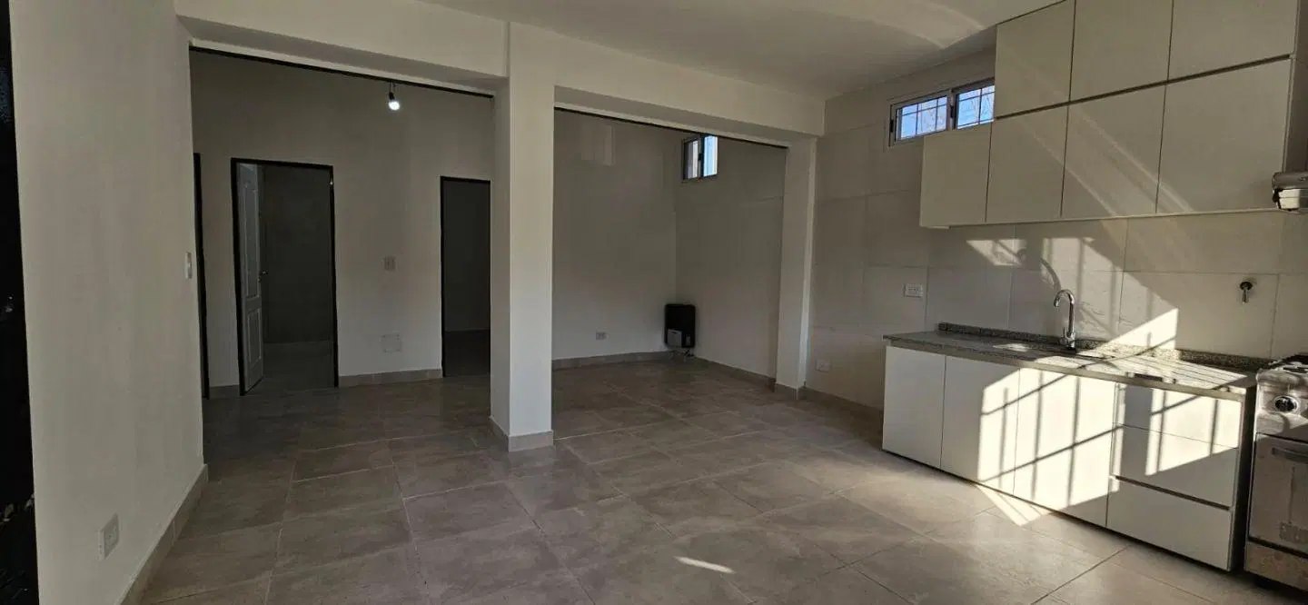 Casa 4 ambientes. | Entre Rios al 1400 5