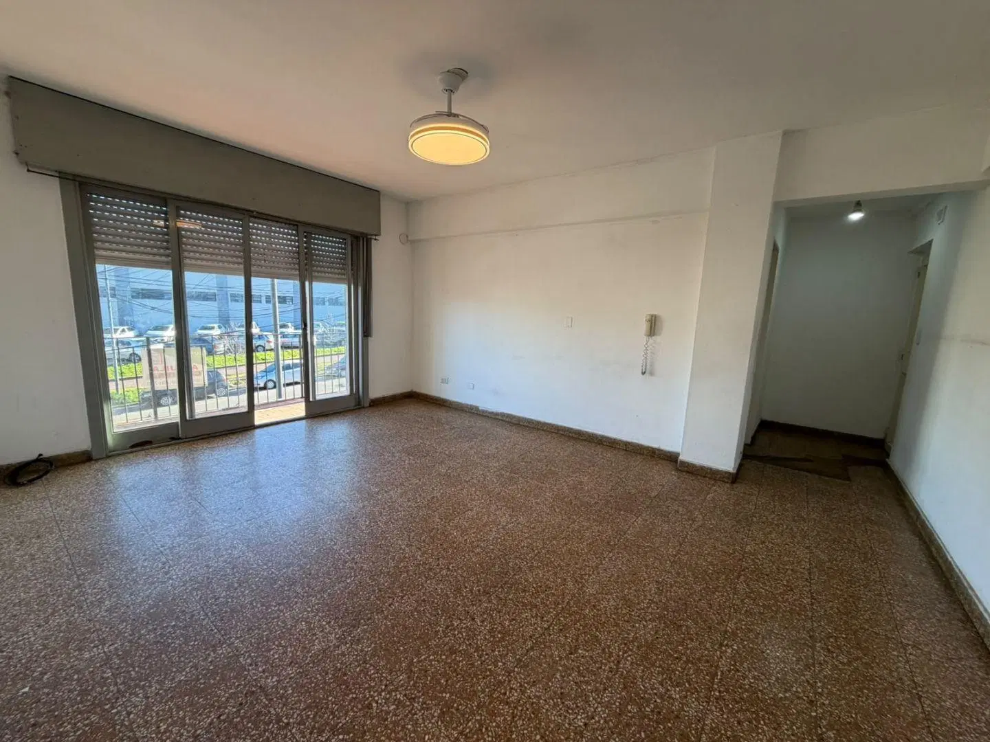 Departamento 3 ambientes. | Av Balbin al 1700 2