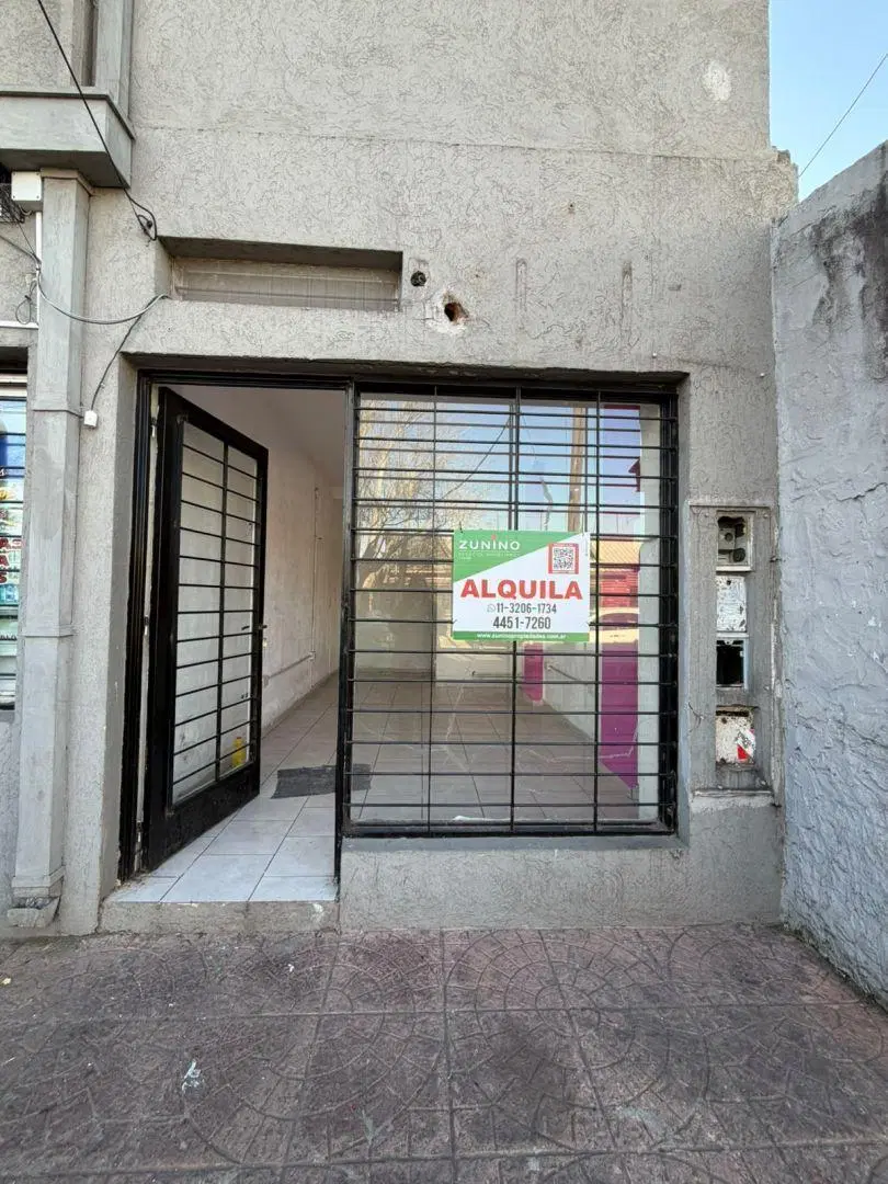 Local . | Pardo al 100 1