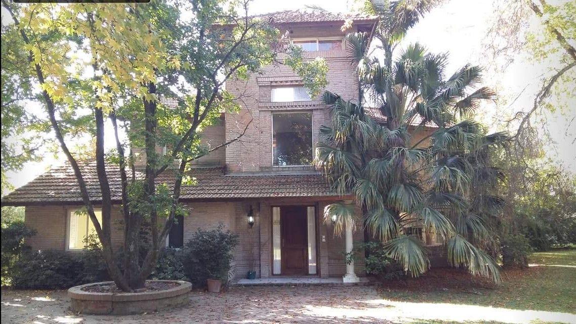 Casa 4 ambientes. | Santa Ana al 800