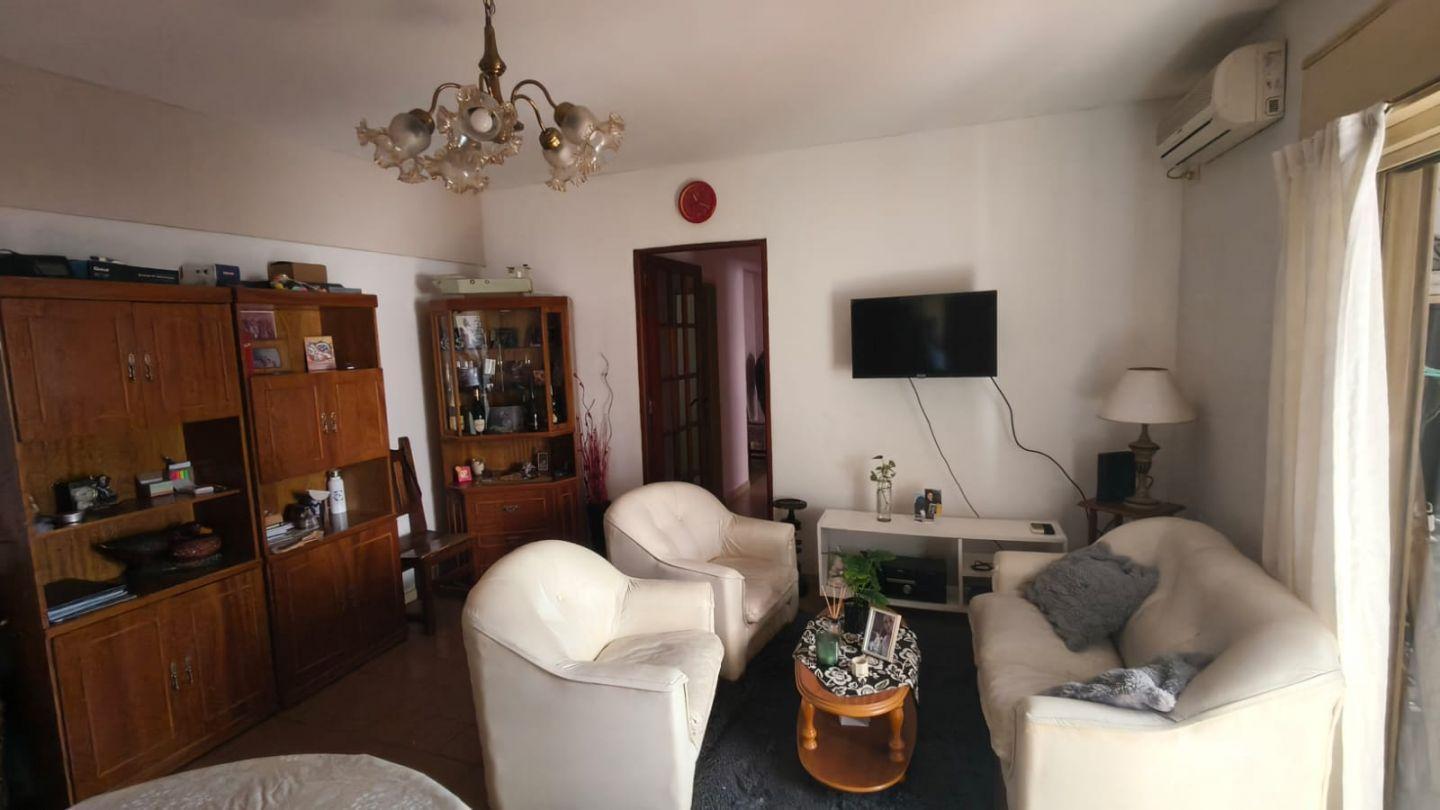 Foto de Departamento 4 ambientes. | Charlone al 600, imagen 4