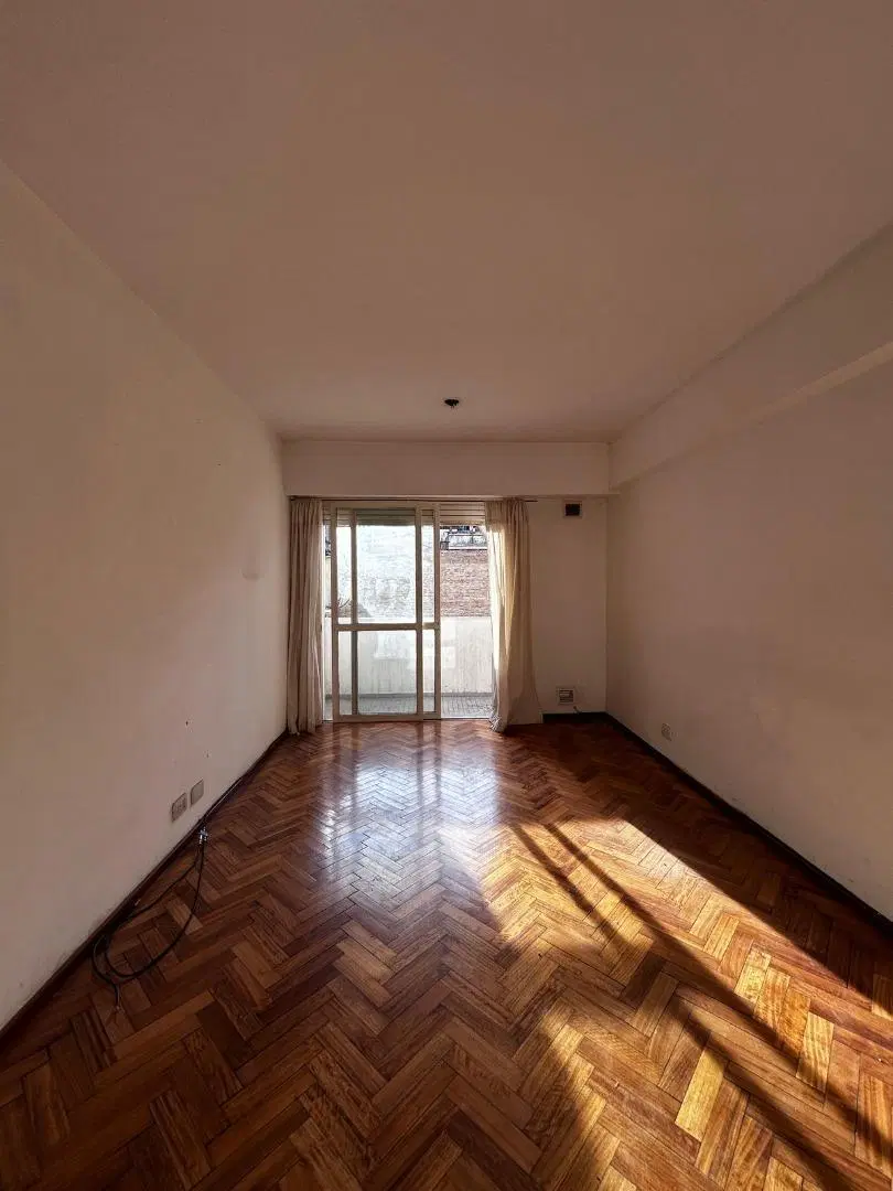 SAN MARTIN 446 02 04 DEPARTAMENTO 1 DORMITORIO 2
