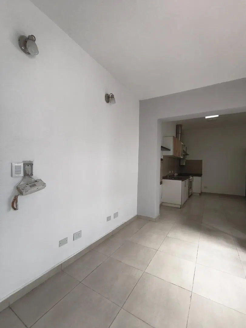 Casa interna 2 dorm. MARCOS PAZ 3784 4
