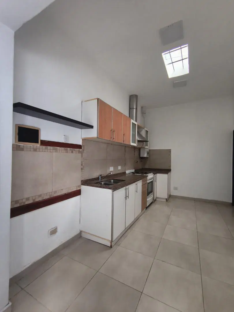 Casa interna 2 dorm. MARCOS PAZ 3784 5