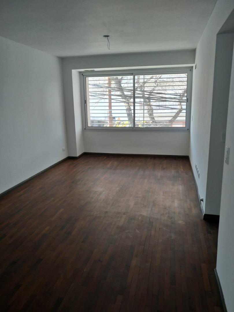 Foto de PARAGUAY 2308 Piso 1 UN DORMITORIO, imagen 4