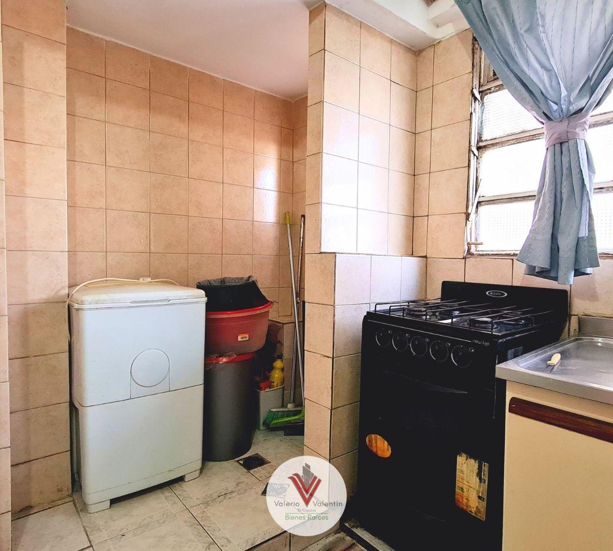 Foto de VENTA 4 AMBIENTES / OPORTUNIDADD DE INVERSION /, imagen 3