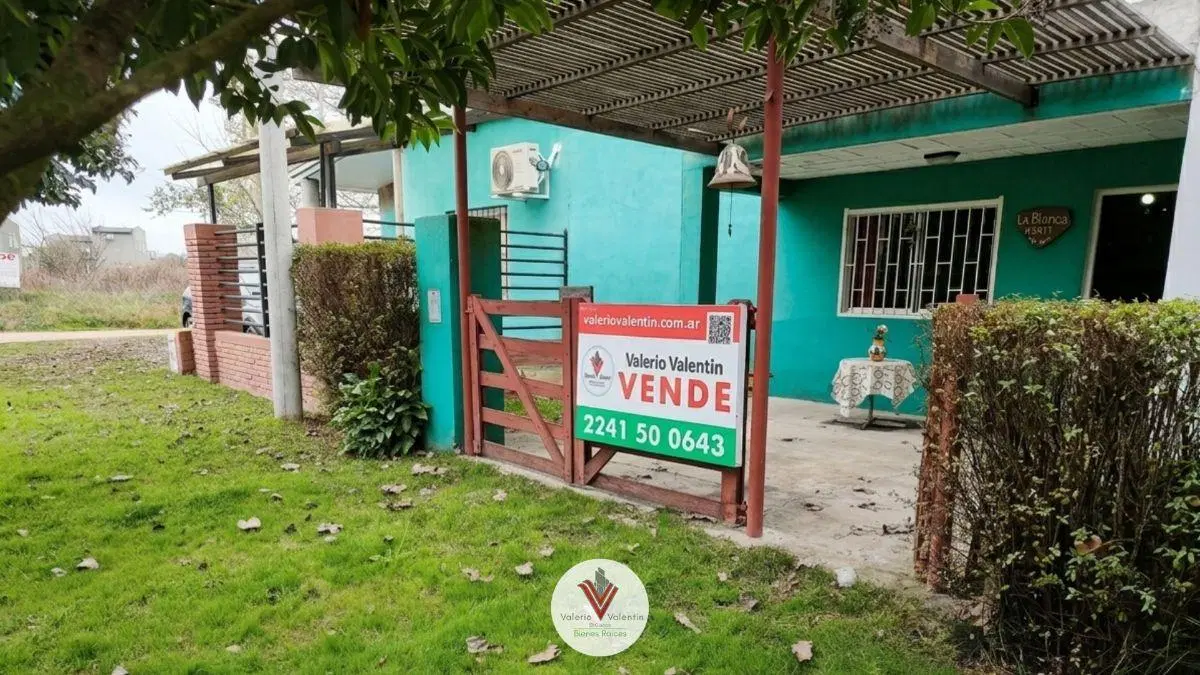 CASA 2 DORMITORIOS | 200 M2 | AMPLIO PATIO CON DEPOSITO | BARRIO PARQUE 2