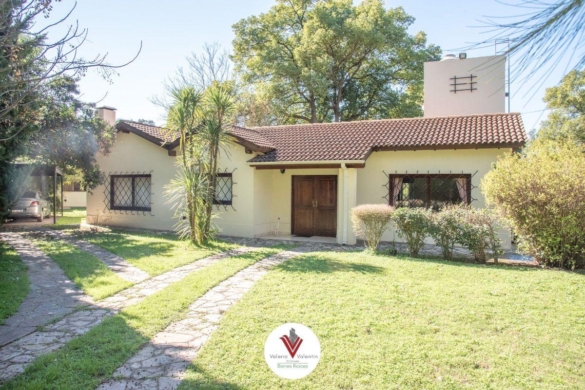 Foto de CHALET CON PARQUE DE 1759 M² Y CASA DE HUÉSPEDES INDEPENDIENTE EN B°, imagen 5