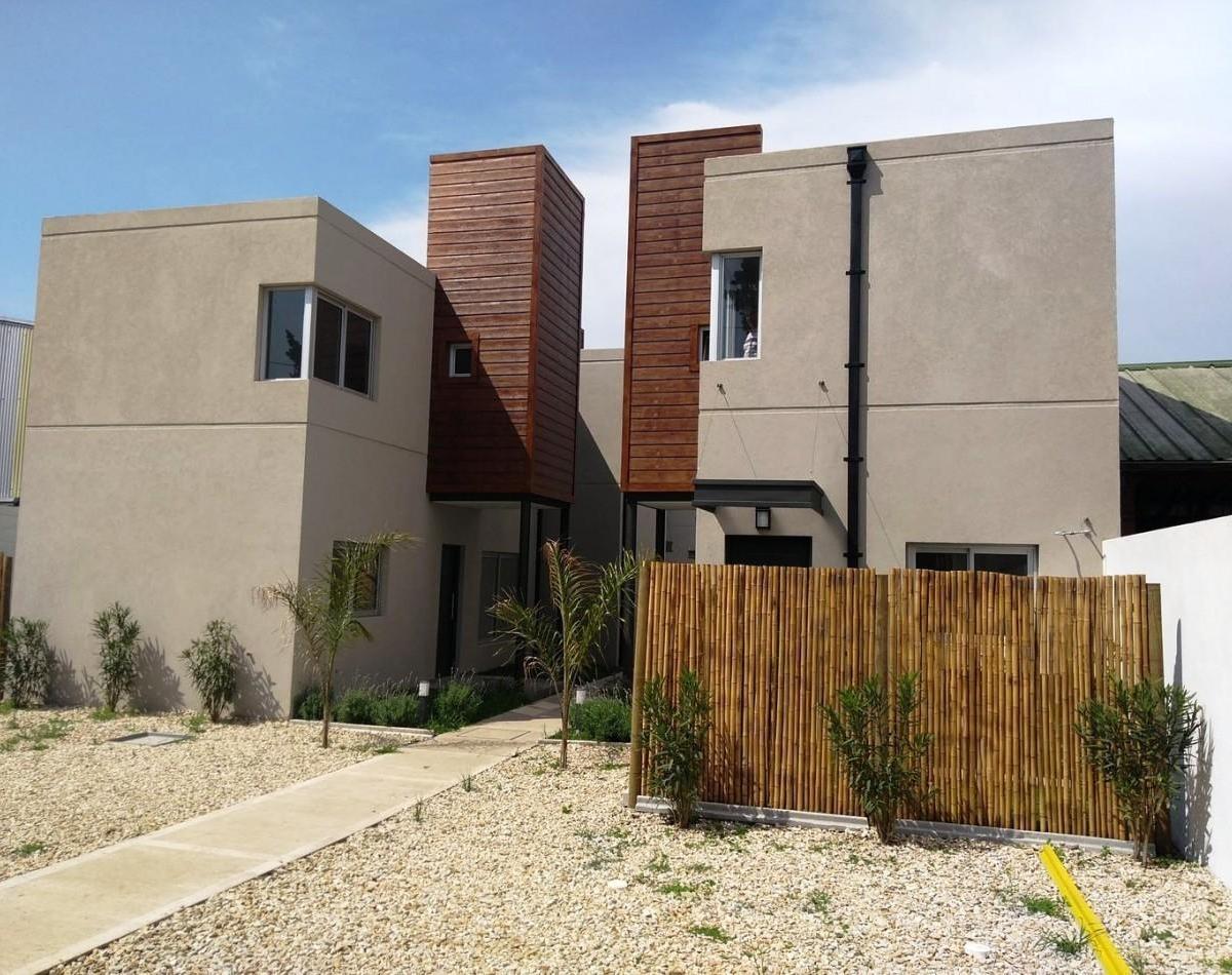 Venta de Duplex 3 Ambientes en Condominio en Ituzaingo Apto Credito Hipotecario 5