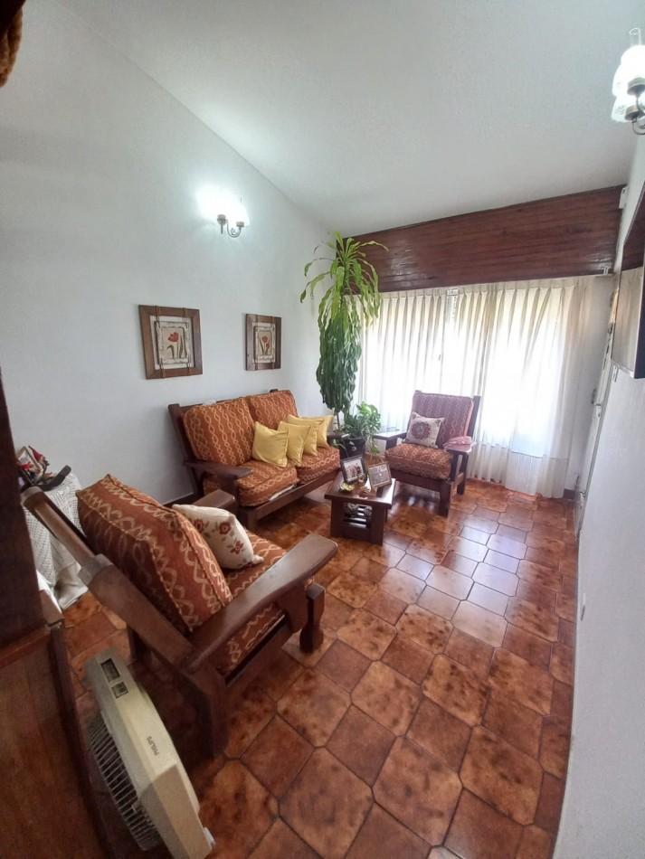 Foto de Excelente Oportunidad Casa 3 Ambientes C/Parque En Ituzaingo, imagen 4
