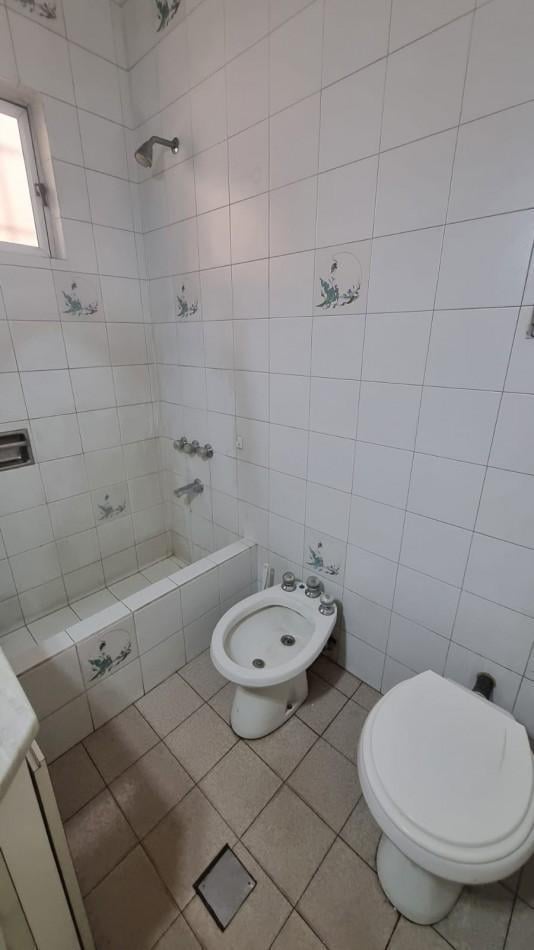 Foto de Alquiler Casa 3 Amb C/Patio En Castelar Norte, imagen 5