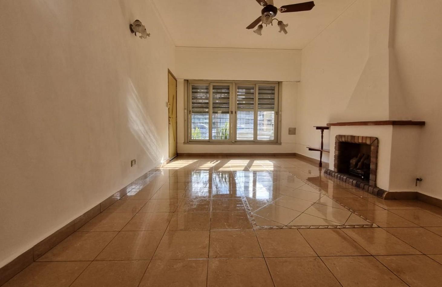 Foto de Alquiler Casa 3 Amb C/Patio En Castelar Norte, imagen 1