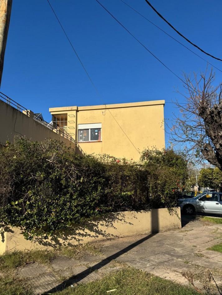 Foto de Casa 5 Amb a Refaccionar en Castelar Norte, imagen 5