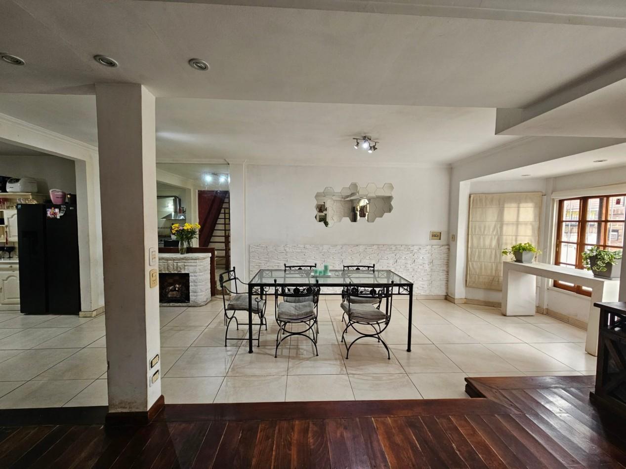 Foto de Chalet 5 Amb C/Piscina y Cochera en Ituzaingo Norte, imagen 3