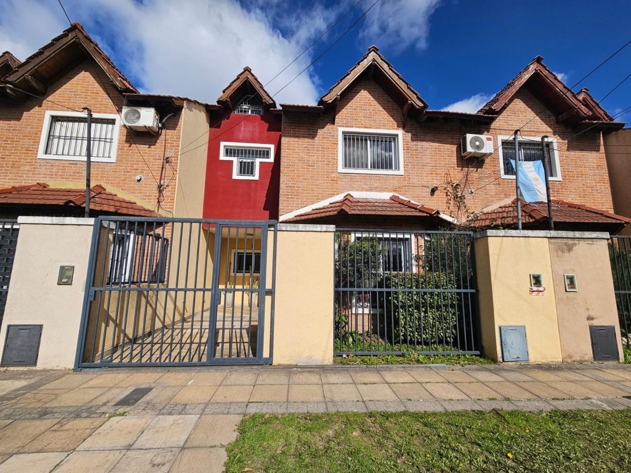 Foto de Venta Triplex 4 Ambientes con Parque y Cochera - Ituzaingo Norte - Apto, imagen 1