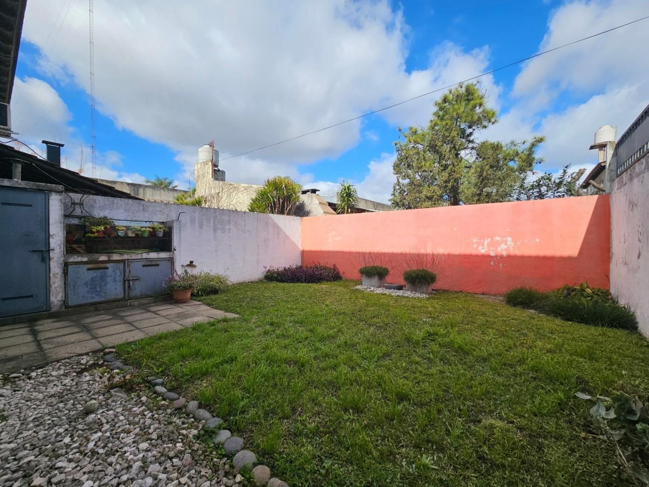 Foto de Venta Triplex 4 Ambientes con Parque y Cochera - Ituzaingo Norte - Apto, imagen 3