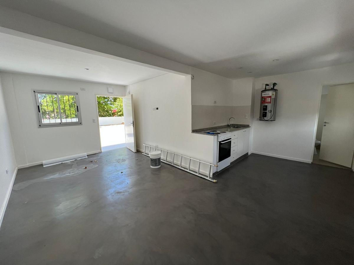 Depósito - Galpón de 540 m². - Paternal - Venta. 5