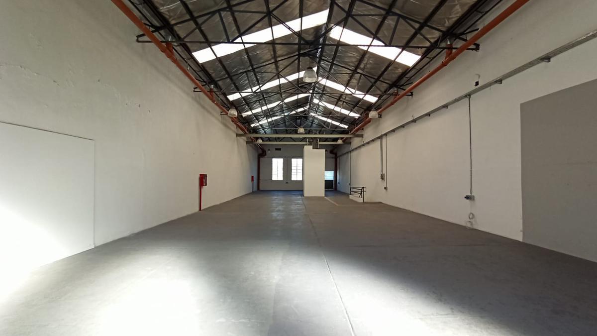 Galpón - Depósito de 1300 m². - Mixtura 3 - Barracas - Distrito de Diseño - con Buena Renta 1