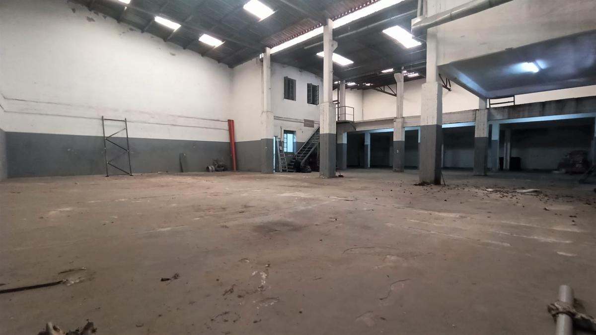 Depósito - Galpón de 630 m². Barracas - Venta 2