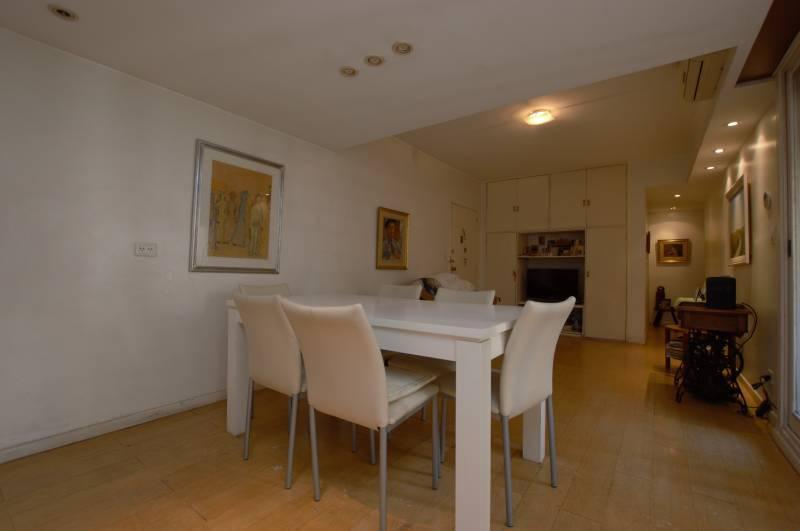 Dept. 6 Ambientes 168 m² - 2 Bauleras - Barracas. Venta 4