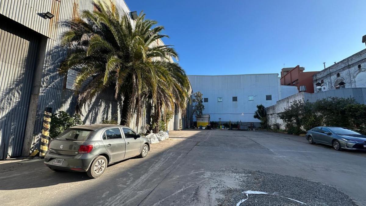 Galpón - Depósito de 4000 m². en Parque Patricios - Alquiler 5