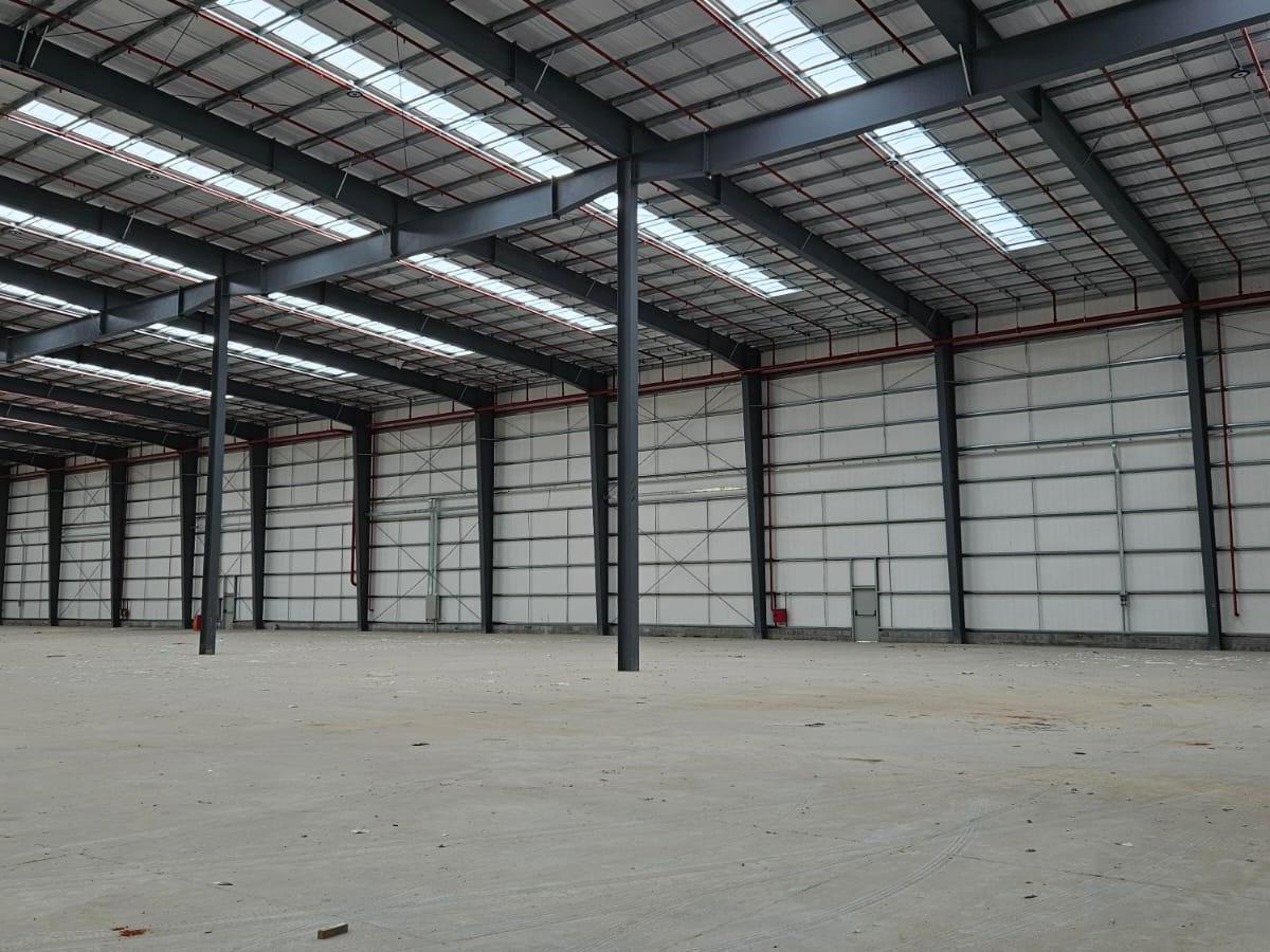 Depósito 10.000 m² - Carlos Spegazzini 4