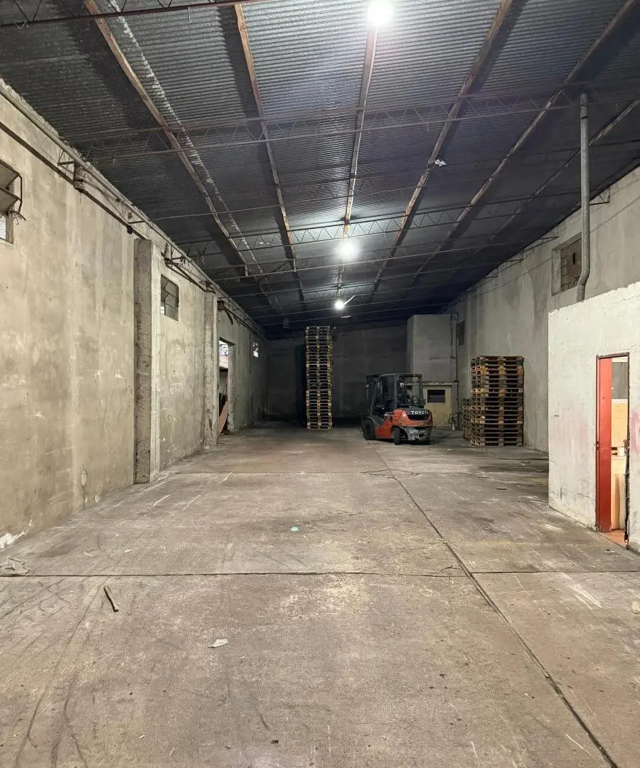 Excelente deposito en Saladillo de 1000 m2 zona centrica - VENTA 4