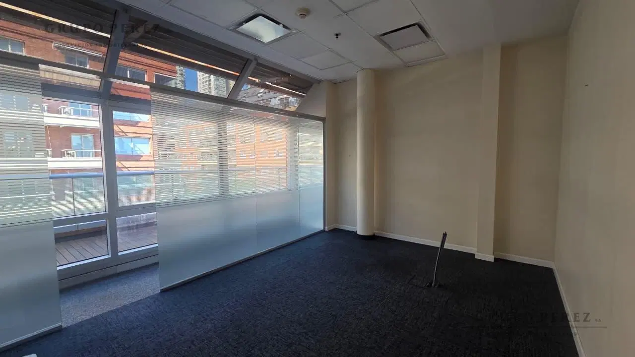 Oficina 182 m2 con cochera Alquiler en Puerto Madero 5