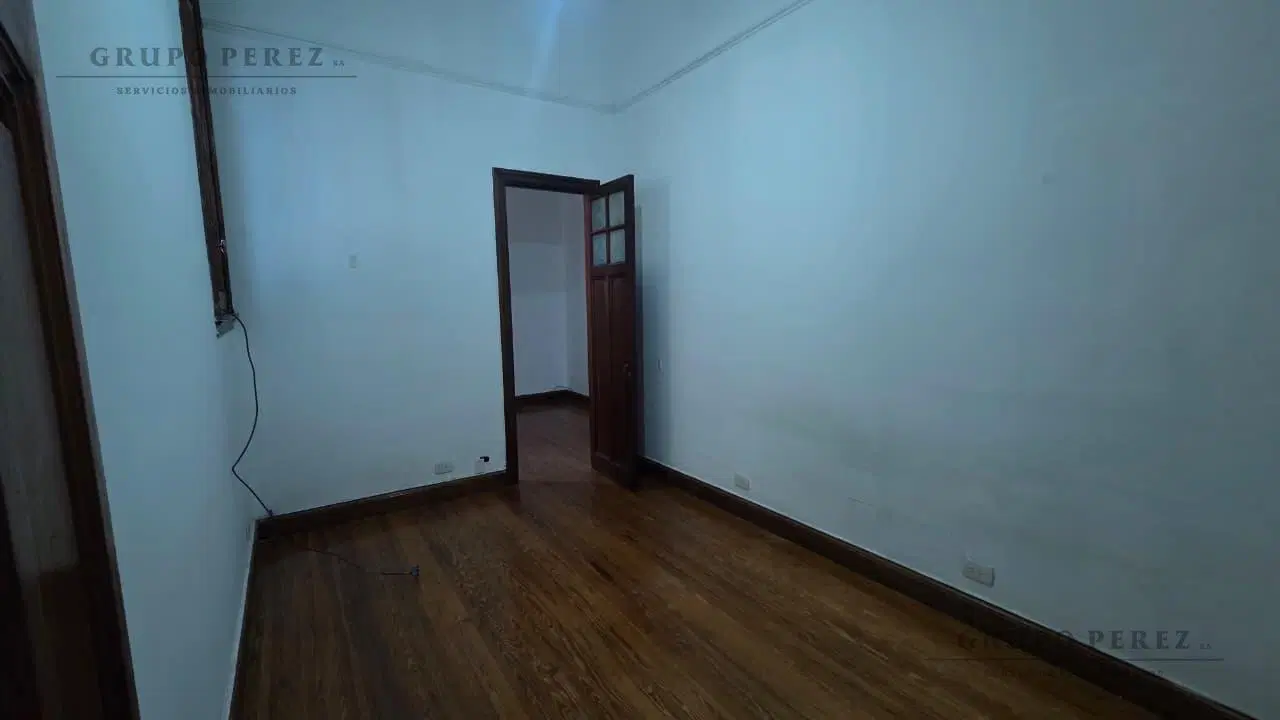 Oficina de 90 m2 en Monserrat - VENTA -ALQUILER 2