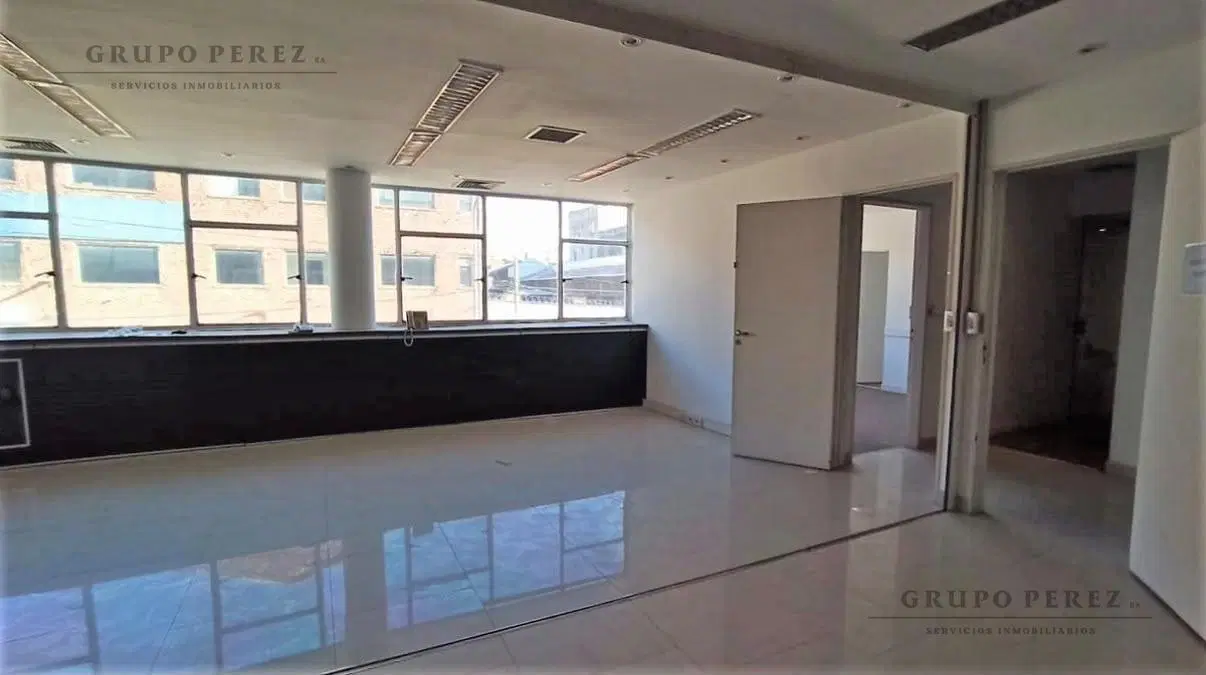 Oficina en Boca 4