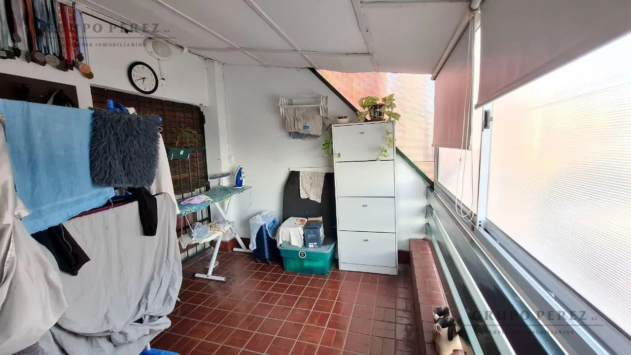 Departamento 3 amb con terraza privada y cochera en Avellaneda 8