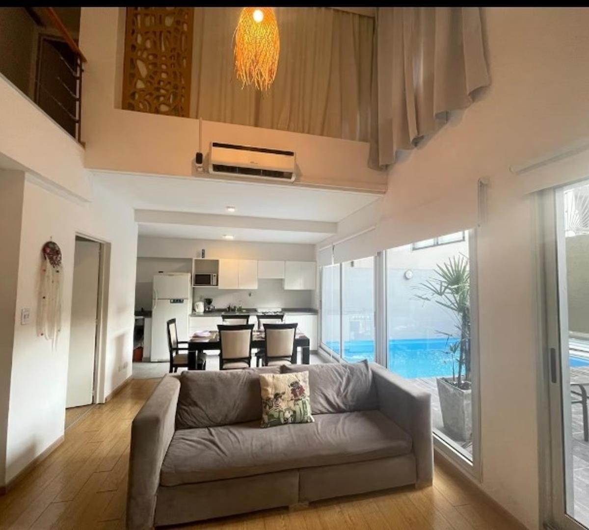 DUPLEX PILETA PROPIA VENDE DEPARTAMENTO DE REVISTA 5% RENTA