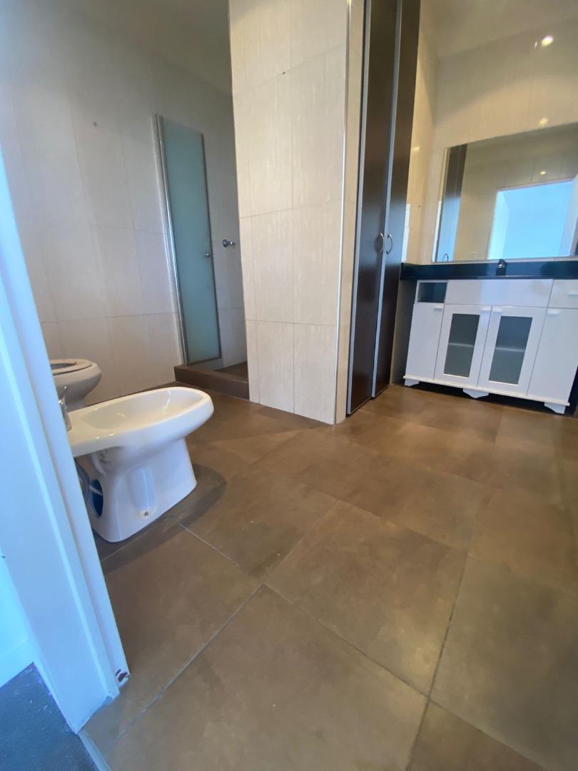 OFICINA PREMIUM AAA CON PISO ALTO VISTA RIO PERMUTA FINANCIA