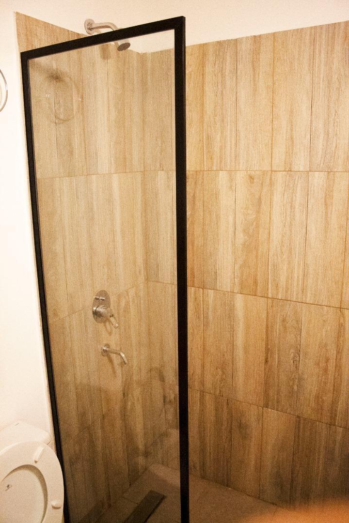 Semi Piso a Nuevo 3 Dorm. 2 Baños 2