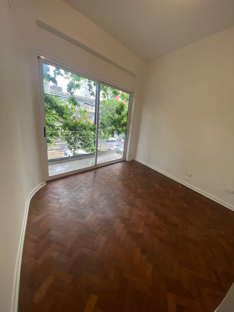 Foto de RECICLADO 4 AMB 2 BAÑOS AL FRENTE (PRECIO TOTAL 220mil), imagen 2