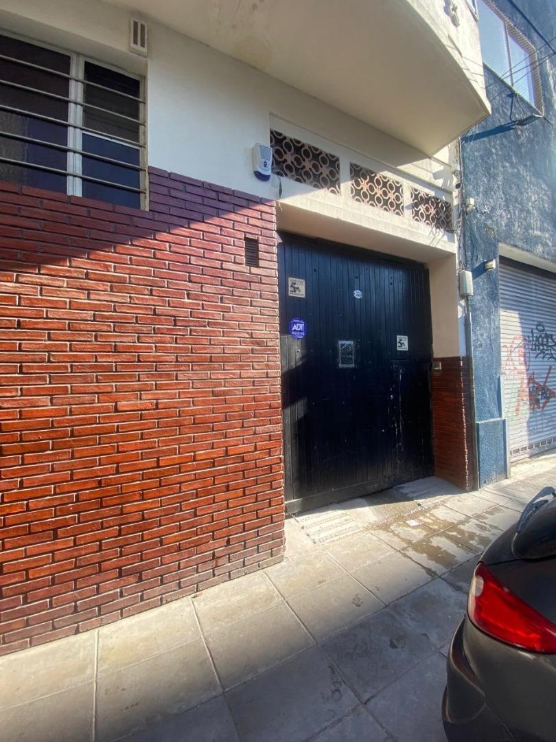 Venta Local PH 515 m² Gran Potencial 2