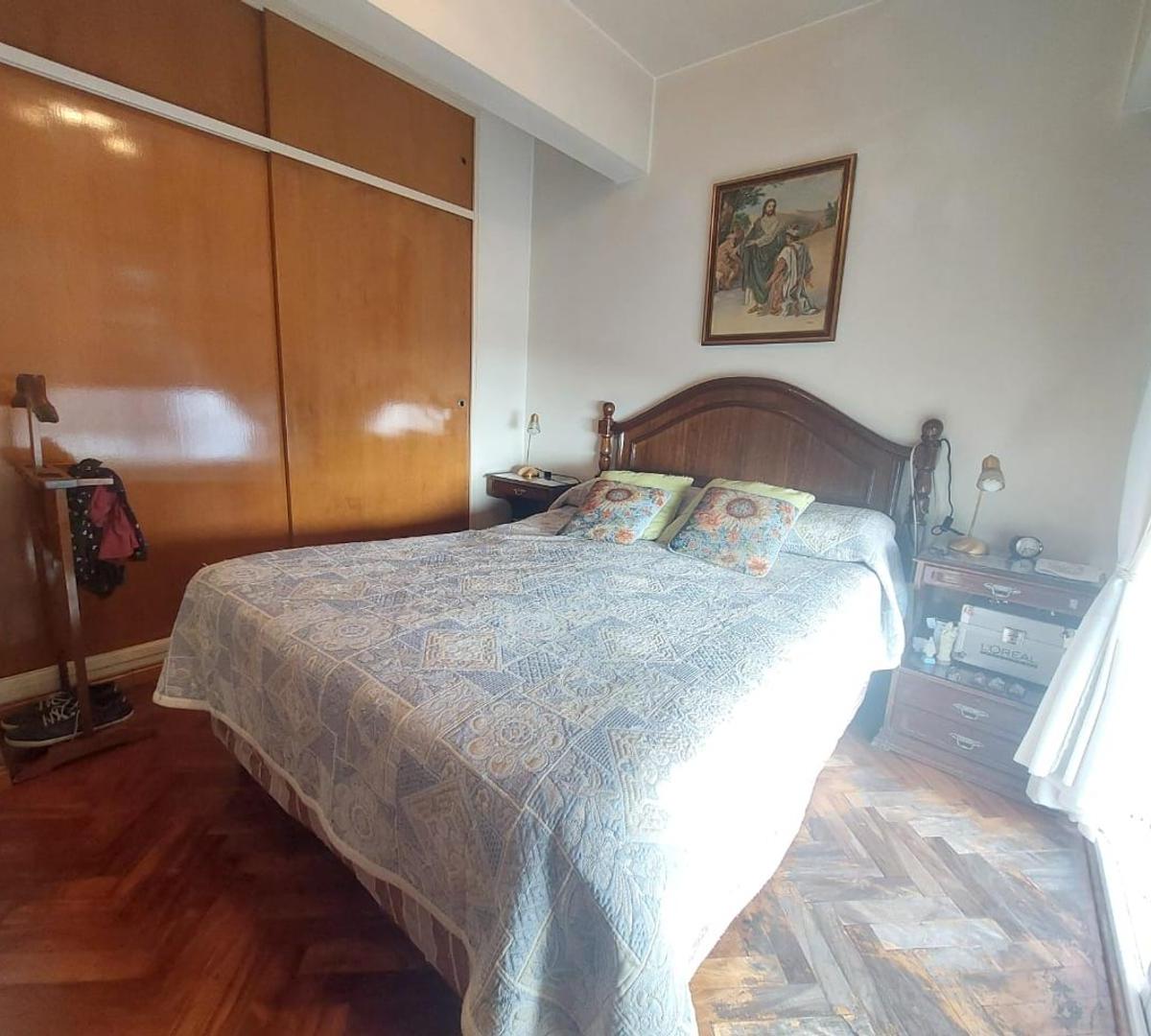 Hermoso Triplex en Caballito con Cochera 5