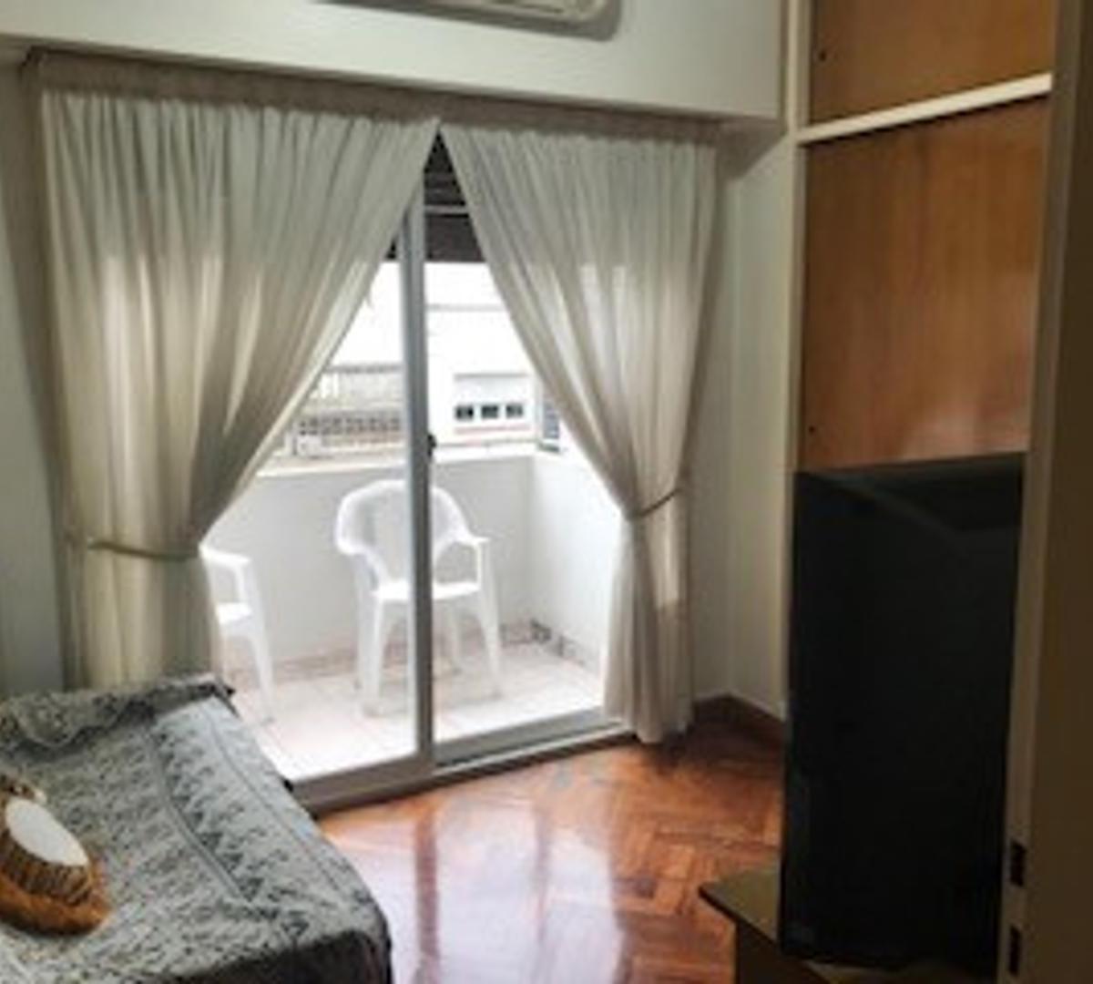 Hermoso Triplex en Caballito con Cochera 3