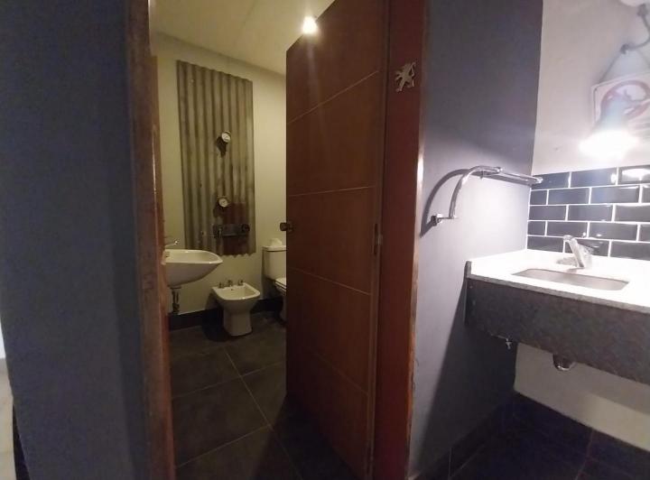 Foto de LOCAL CON BUENA RENTA 6% KIOSCO + COMIDAS AL PASO, imagen 5