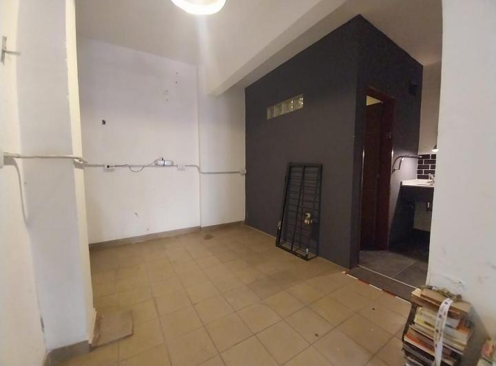 Foto de LOCAL CON BUENA RENTA 6% KIOSCO + COMIDAS AL PASO, imagen 4