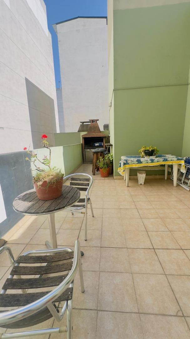 Foto de Departamento 2 ambientes con patio , parrilla y balcon, imagen 2
