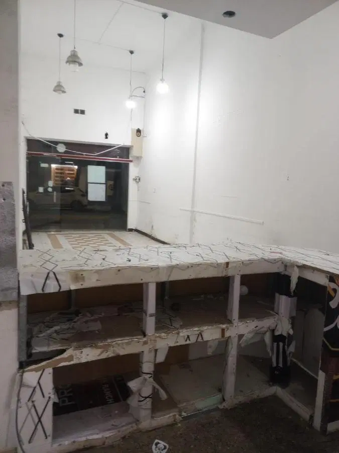 LOCAL COMERCIAL APTO TODO RUBRO ONCE-ABASTO 5