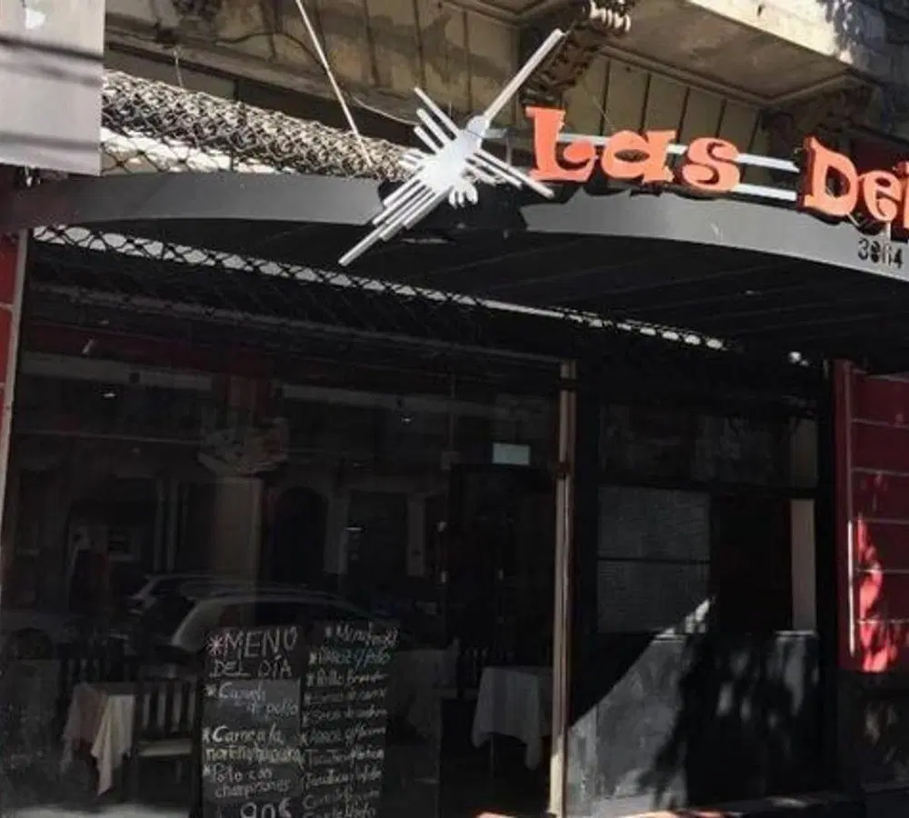 VENDE LOCAL CON RENTA SOBRE AV. RIVADAVIA PLENO ONCE 2