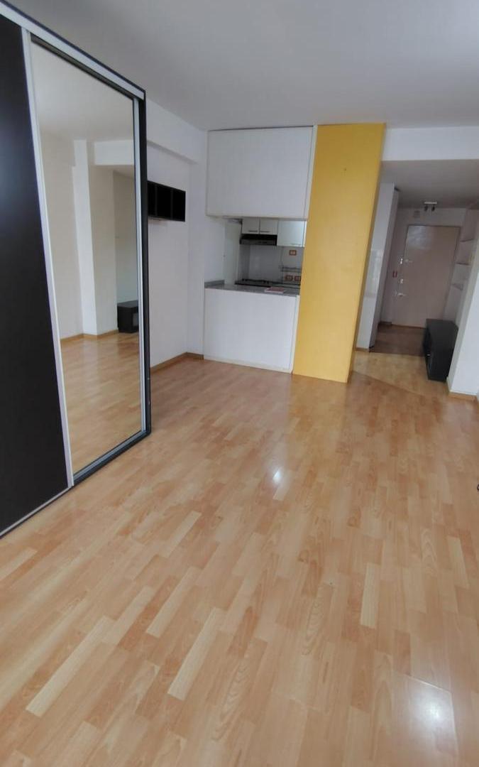 Foto de Alquiler Monoambiente con cochera!, imagen 1