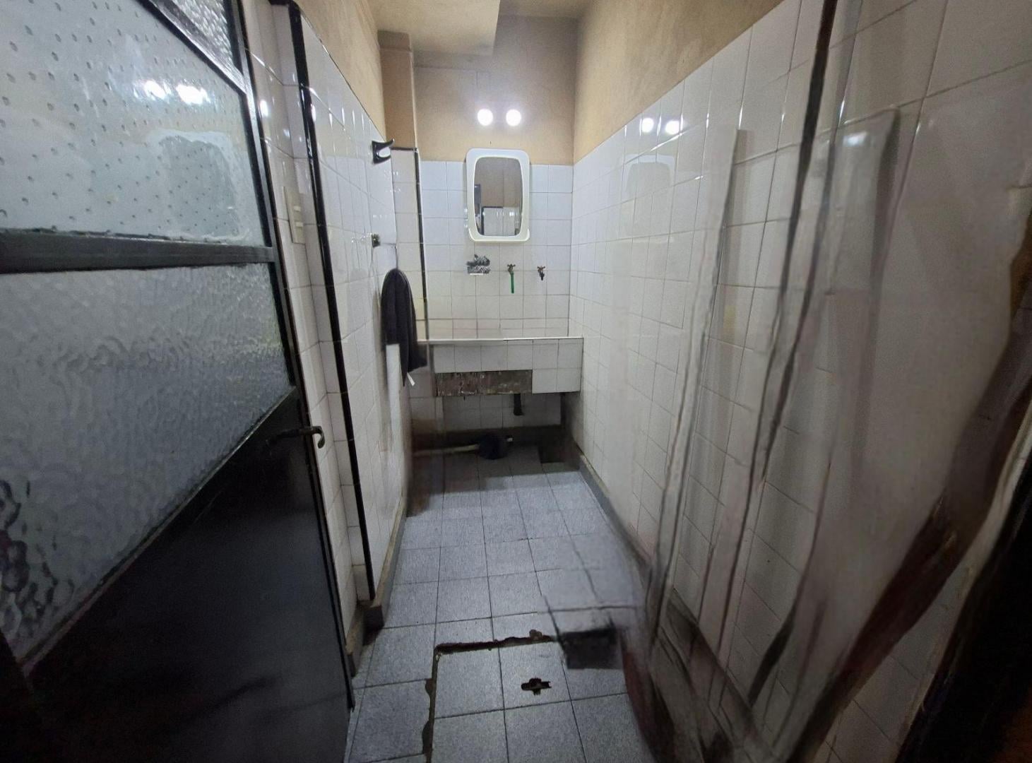 Foto de GALPÓN/DEPÓSITO EN VENTA CON RENTA, imagen 2