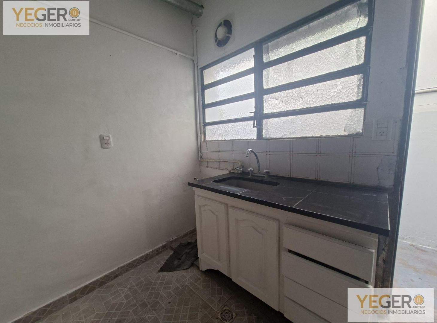 Foto de 8 dtos. + Local en venta, imagen 4