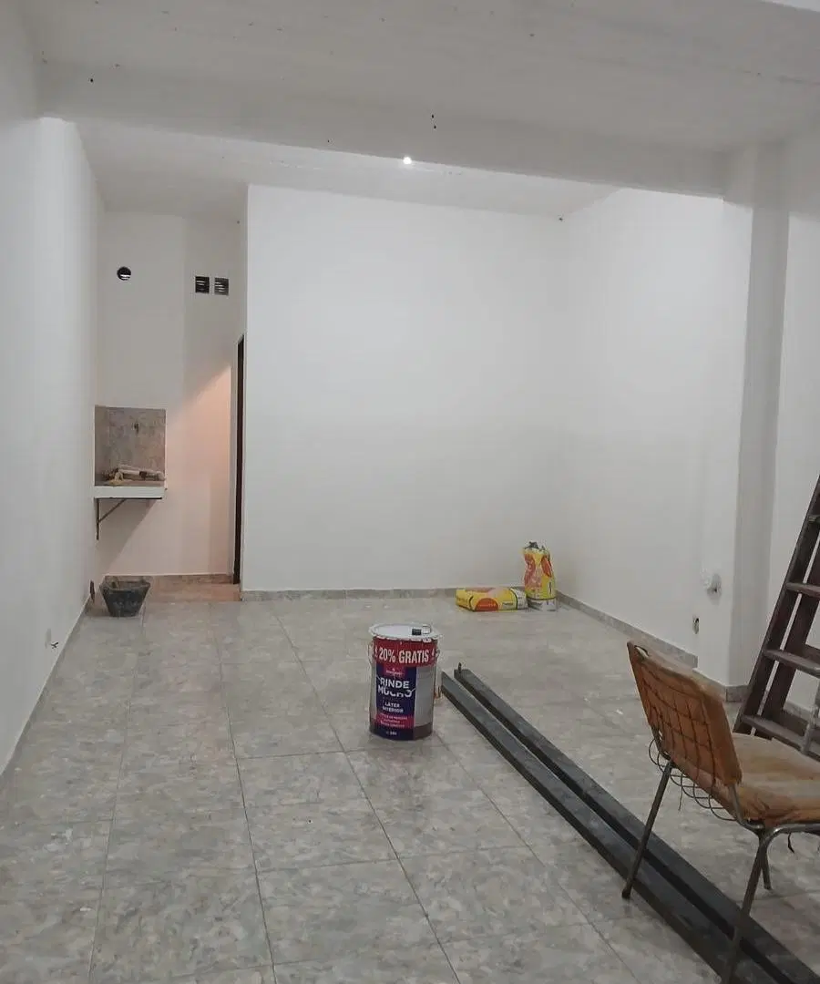Local Comercial 28 m² Reciclado | Excelente Zona Comercial 4
