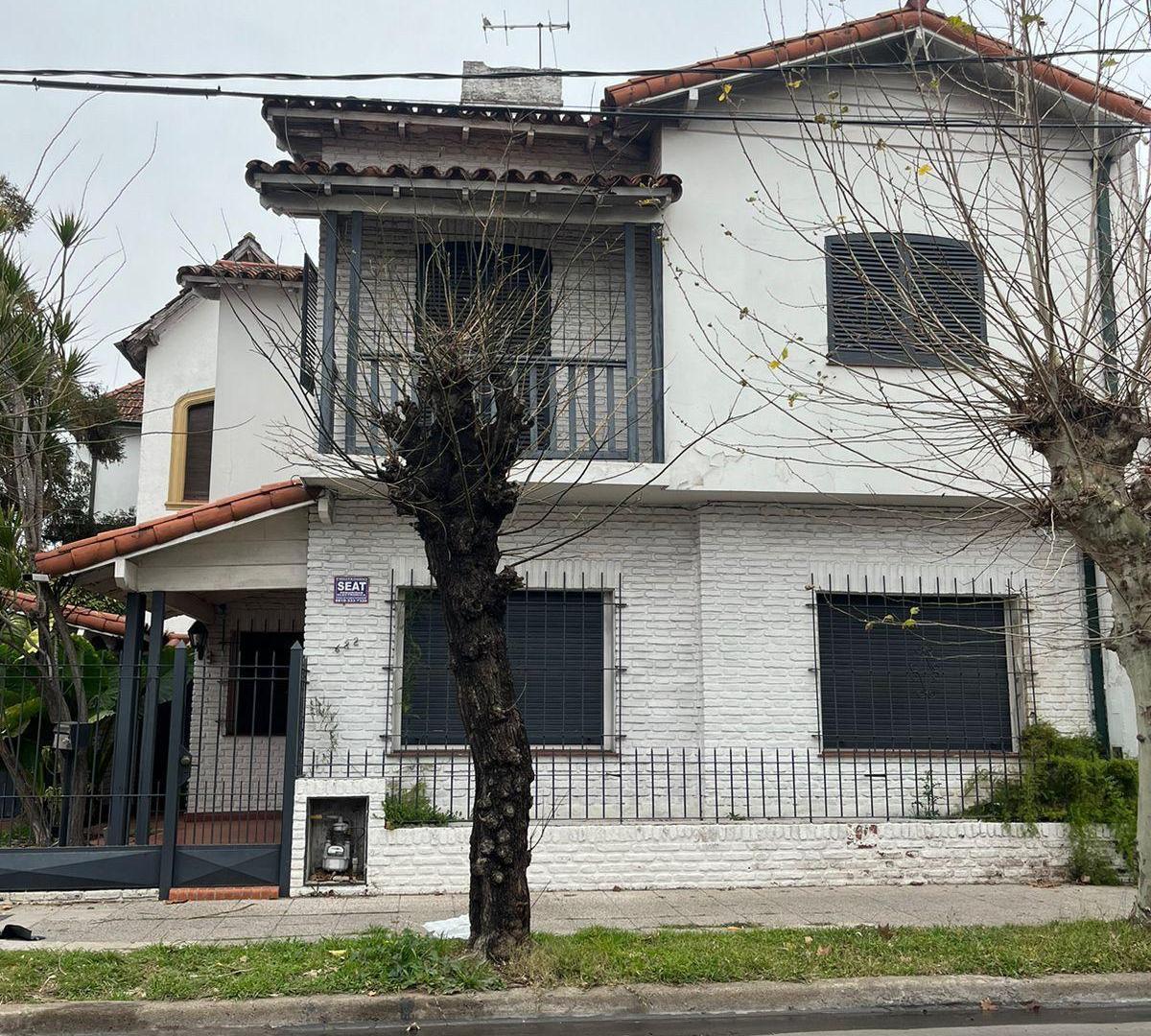 Foto de Casa Estilo Inglés de 6 Ambientes en Venta, imagen 2